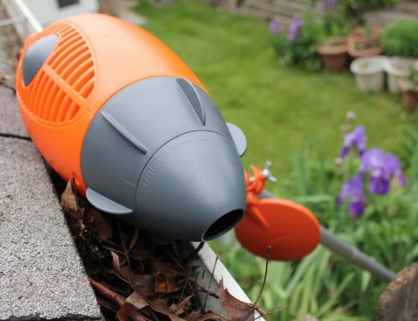 Modern Gutter Cleaning Tool